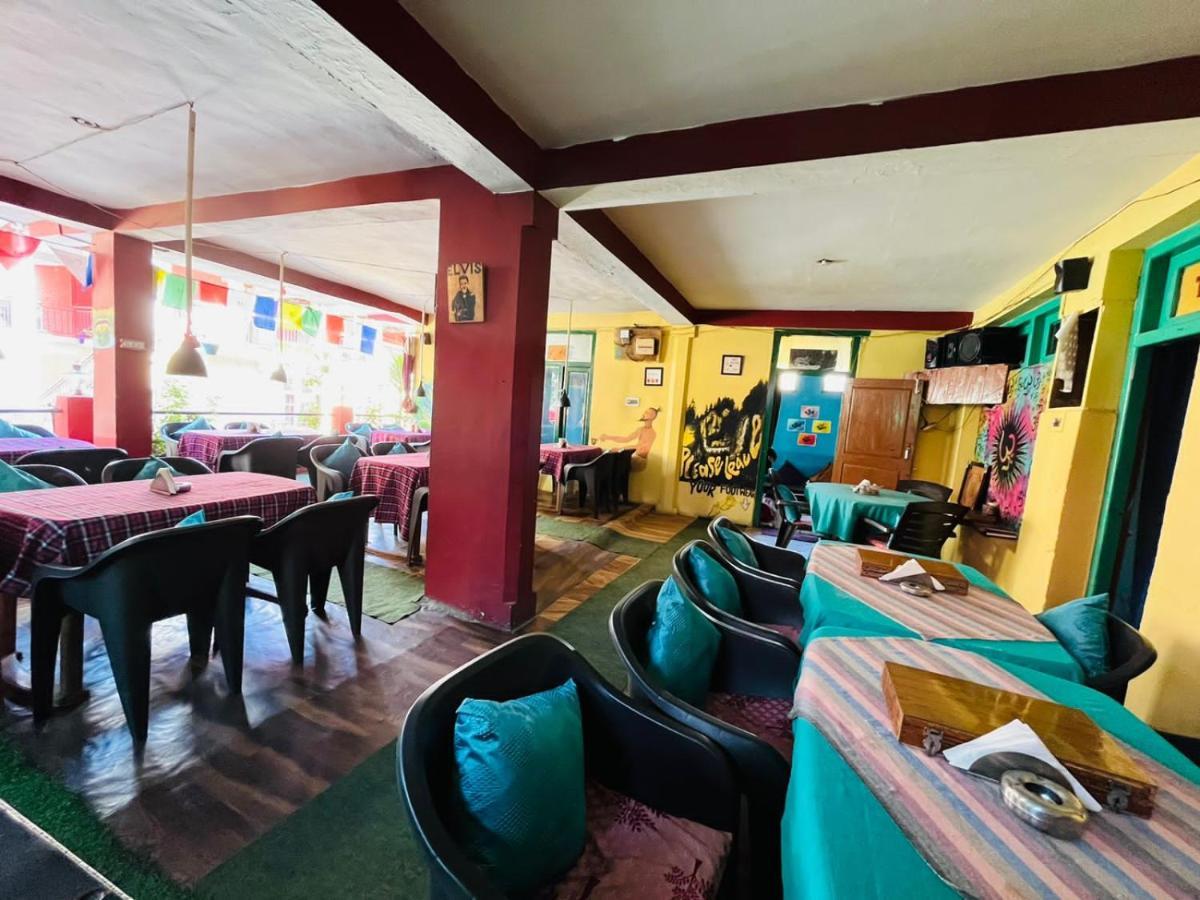 Non Stop Cafe Hostel & Stay Manali  Exterior photo